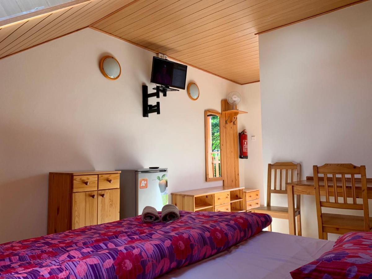 Rybarska Basta Vikletice - Apartmany A Bungalovy - Nechranicka Prehrada المظهر الخارجي الصورة