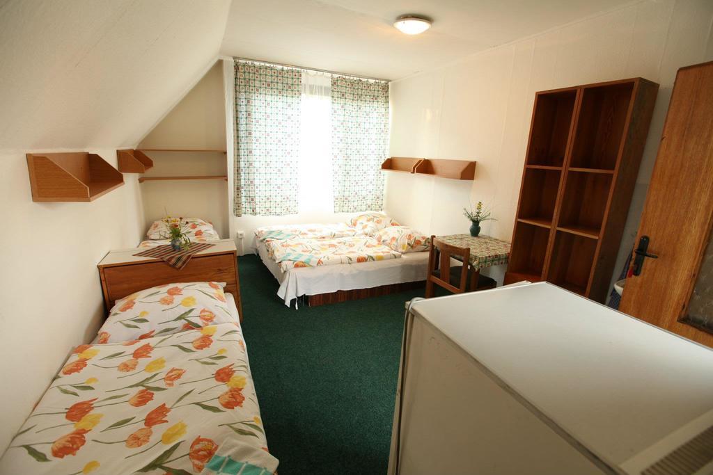 Rybarska Basta Vikletice - Apartmany A Bungalovy - Nechranicka Prehrada المظهر الخارجي الصورة