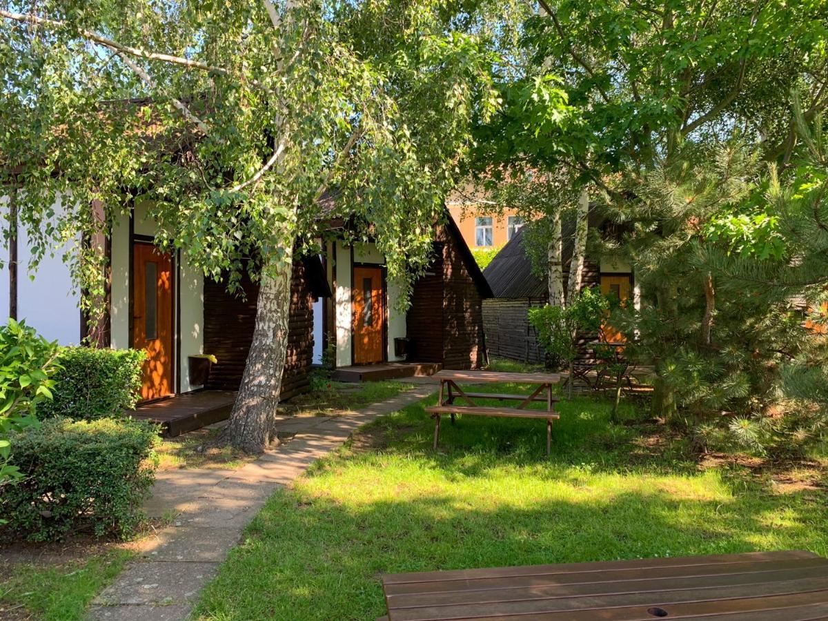 Rybarska Basta Vikletice - Apartmany A Bungalovy - Nechranicka Prehrada المظهر الخارجي الصورة